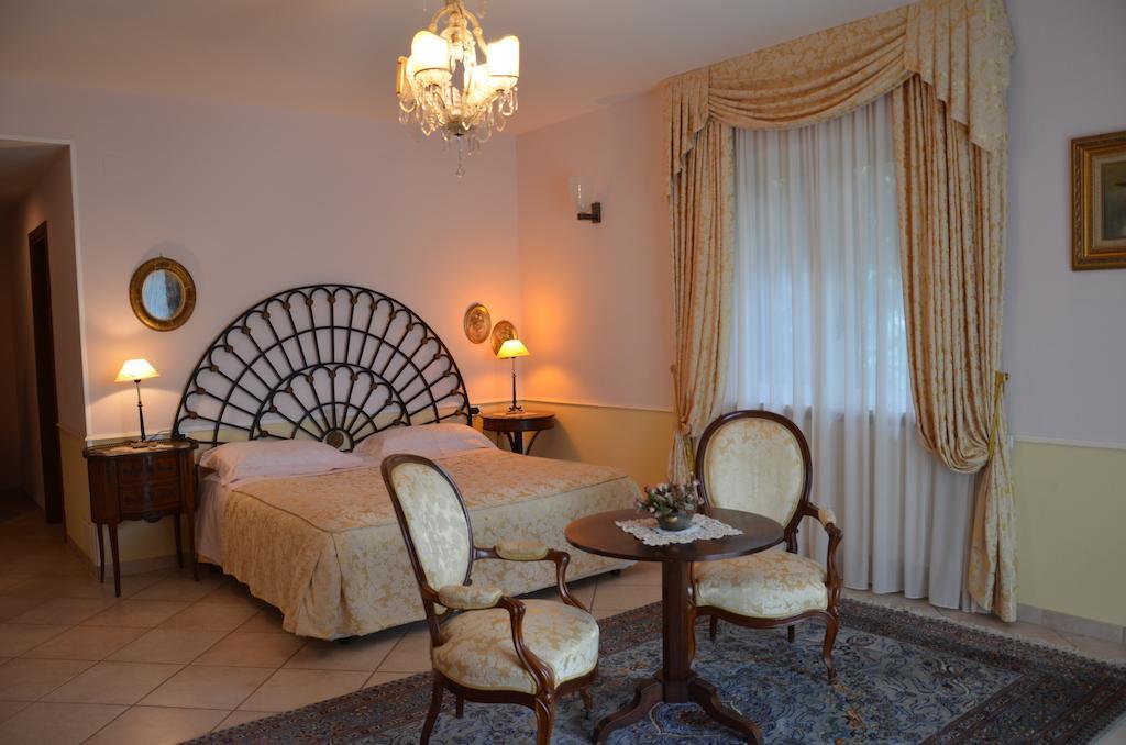 Bed And Breakfast El Dueno Palinuro Rom bilde