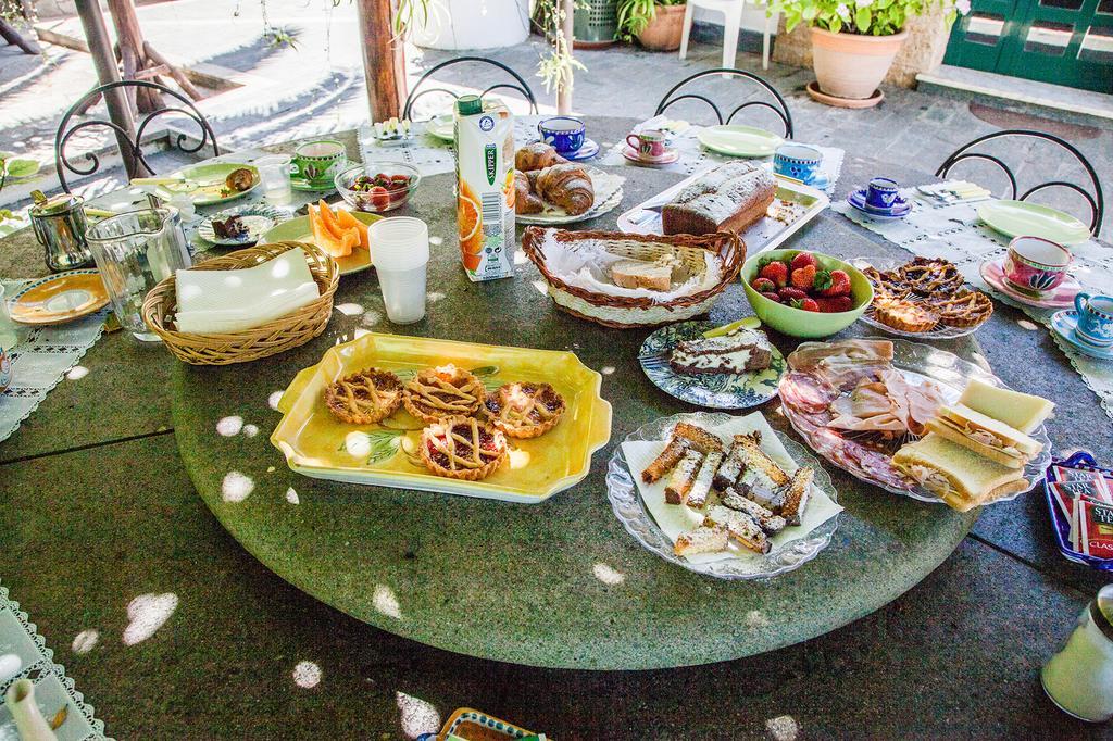 Bed And Breakfast El Dueno Palinuro Eksteriør bilde
