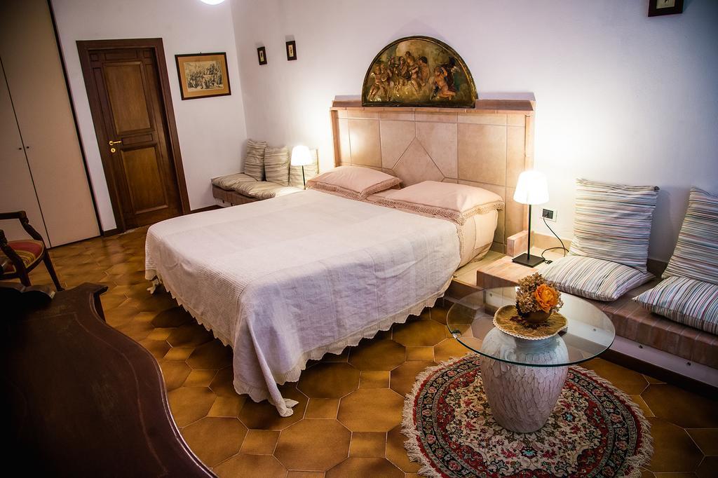 Bed And Breakfast El Dueno Palinuro Eksteriør bilde